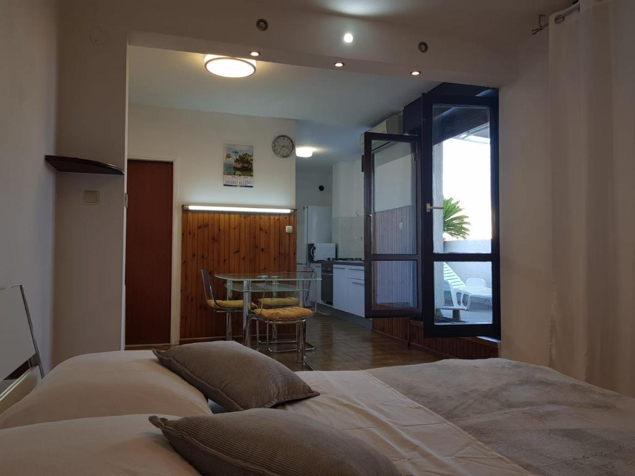 Apartment Davor Спліт Екстер'єр фото